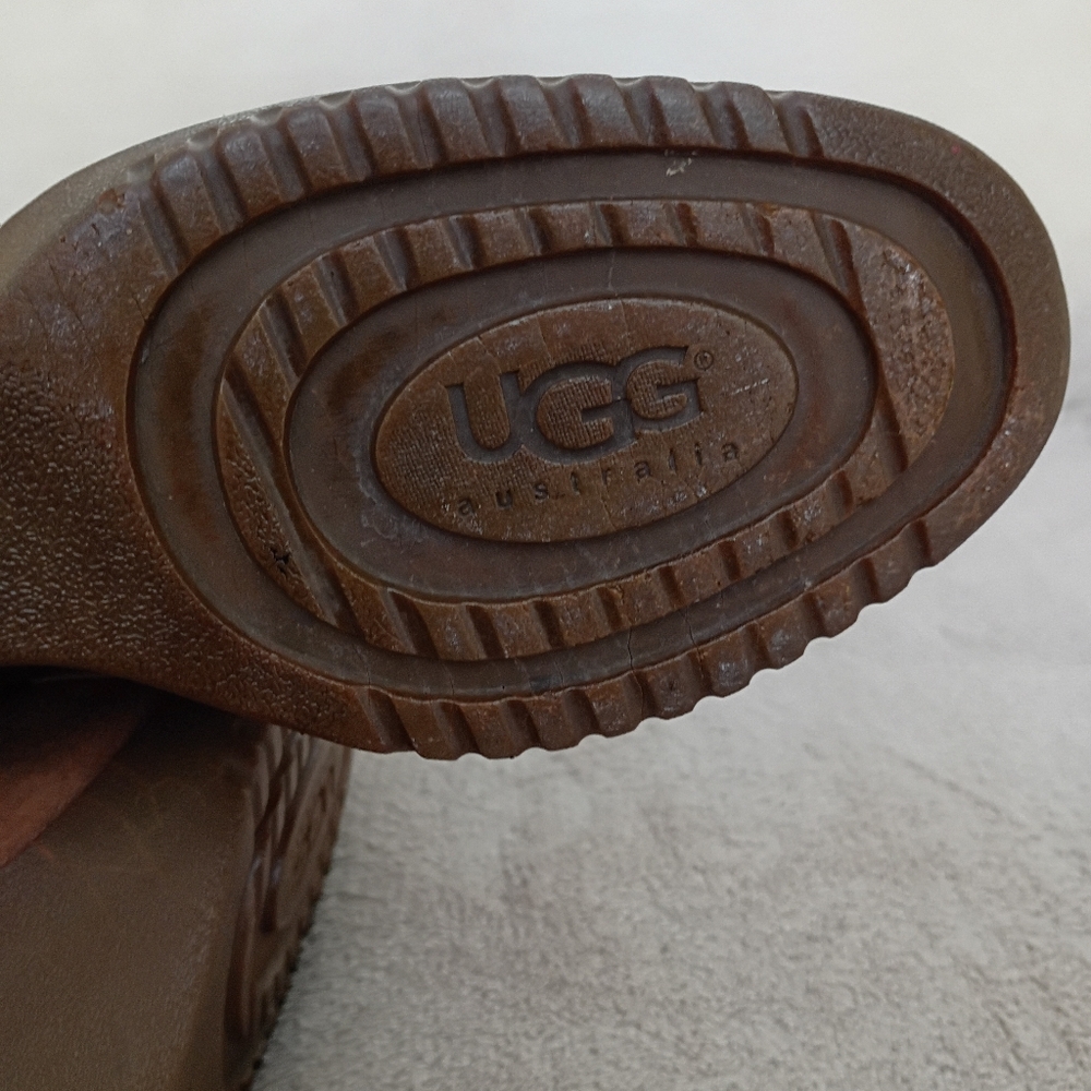 UGG Women's Tan and Chestnut Sandra Wedge Boots - Picture 15 of 16
